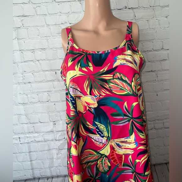 Pink, Yellow & Green sleeveless blouse with gold chain link size XS - Picture 2 of 10